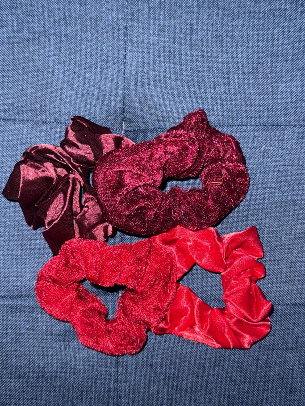 Boutique | Red & Burgundy Scrunchie Four-Pack Set
